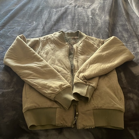 Bomber jacket - Picture 2 of 3